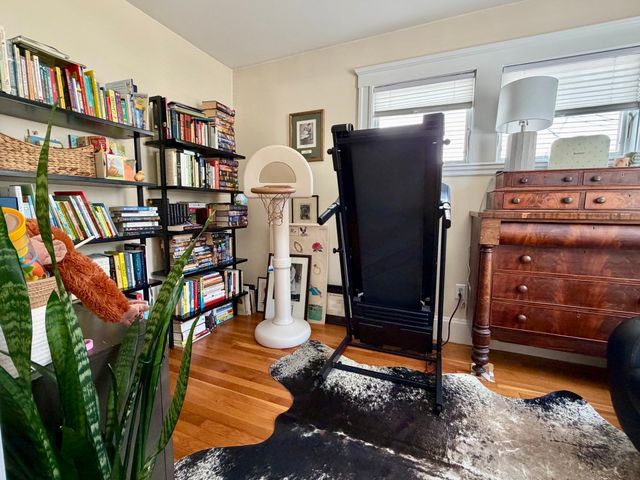 33 Harriet 1, Boston, MA 02135