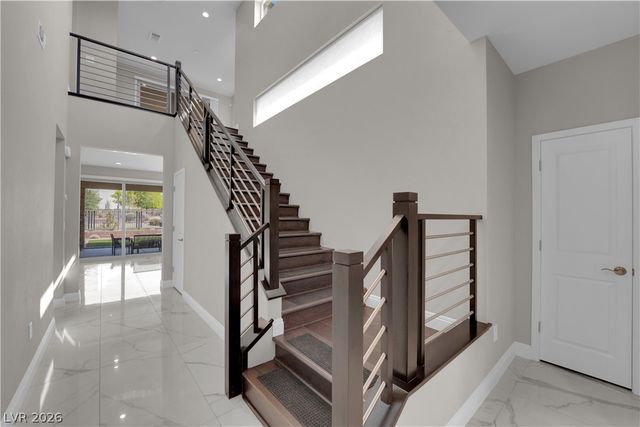 10254 Kesington Drive, Las Vegas, NV 89135