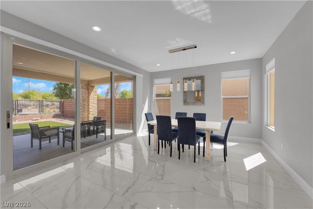 10254 Kesington Drive, Las Vegas, NV 89135