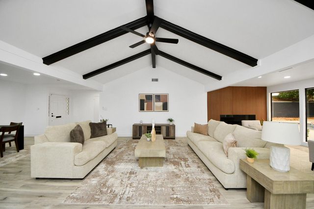 7819 Pagewood Lane, Houston, TX 77063