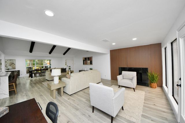 7819 Pagewood Lane, Houston, TX 77063
