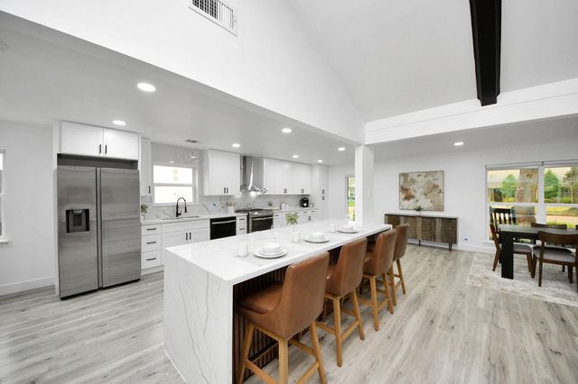 7819 Pagewood Lane, Houston, TX 77063