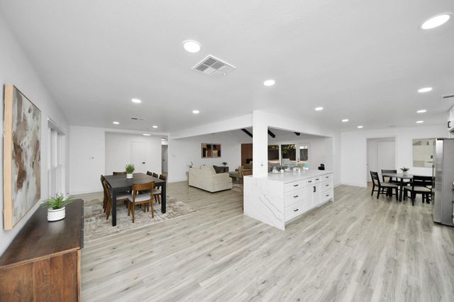 7819 Pagewood Lane, Houston, TX 77063
