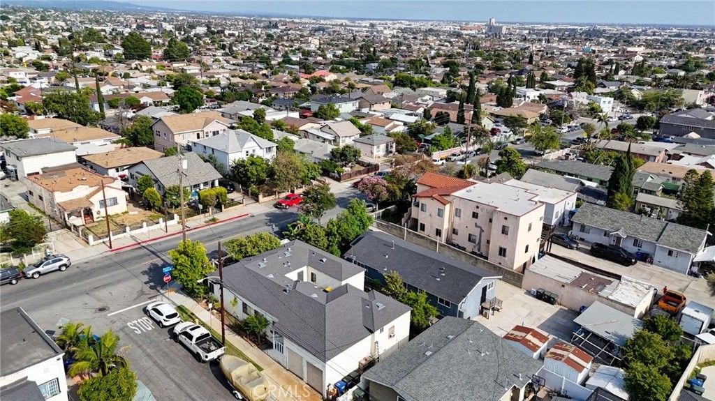 Image 10 of property listing at 4478 E 4th, Los Angeles, CA 90022