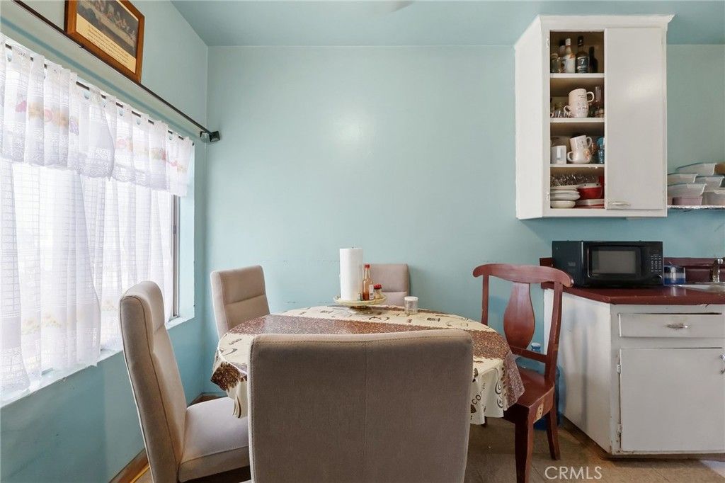 Image 42 of property listing at 4478 E 4th, Los Angeles, CA 90022