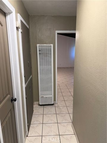 754 W Citrus, Colton, CA 92324