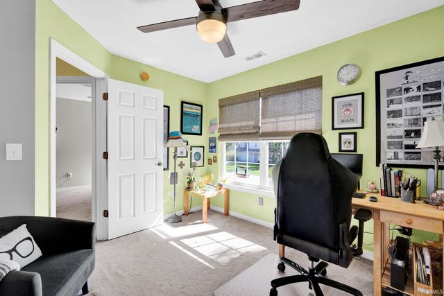 864 S Deer Run, Ellettsville, IN 47429