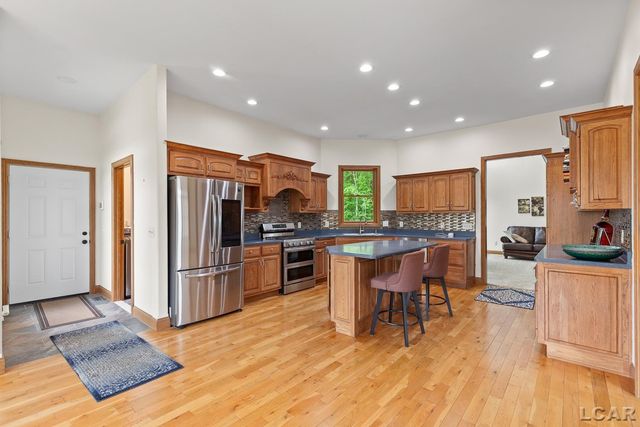 5397 Elm Road, Hudson, MI 49247