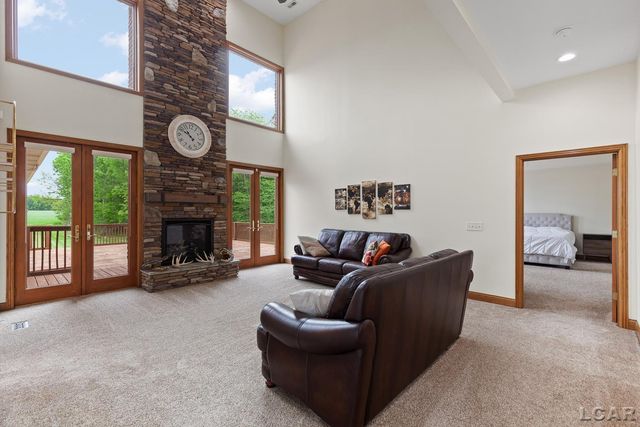 5397 Elm Road, Hudson, MI 49247