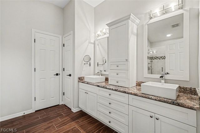 10012 Oakhurst WAY, Fort Myers, FL 33913