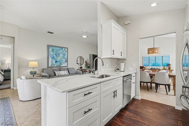 10012 Oakhurst WAY, Fort Myers, FL 33913