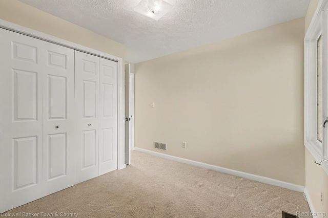 160 E Shore Drive, Northfield Township, MI 48189