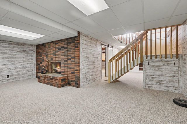 160 E Shore Drive, Northfield Township, MI 48189