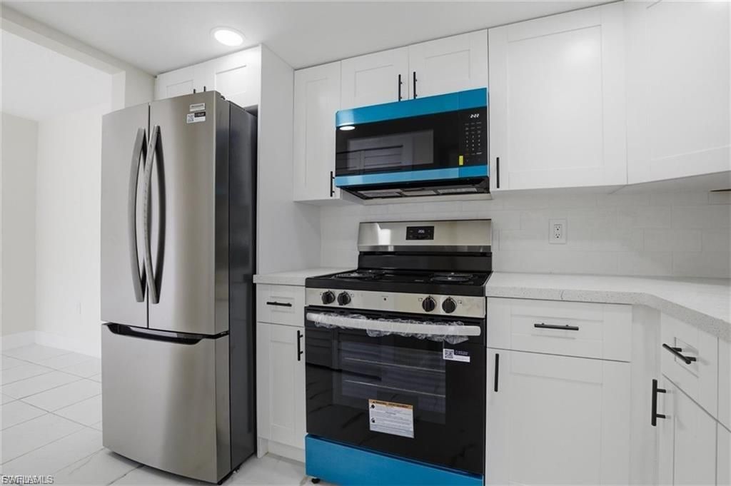 3704 Broadway 205, FORT MYERS, FL 33901 — photo 2