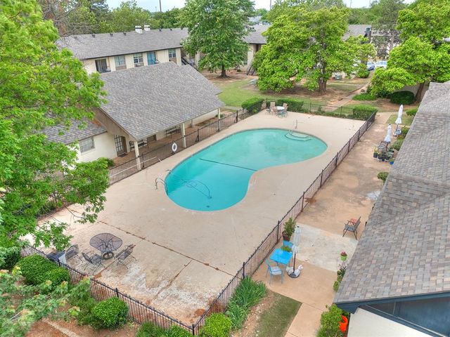 1817 E Lindsey Street 2, Norman, OK 73071