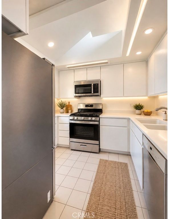 9 Brisa Ribera, Rancho Santa Margarita, CA 92688 — photo 4