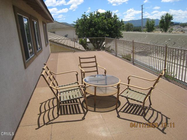 922 Hinckley Lane, Fillmore, CA 93015