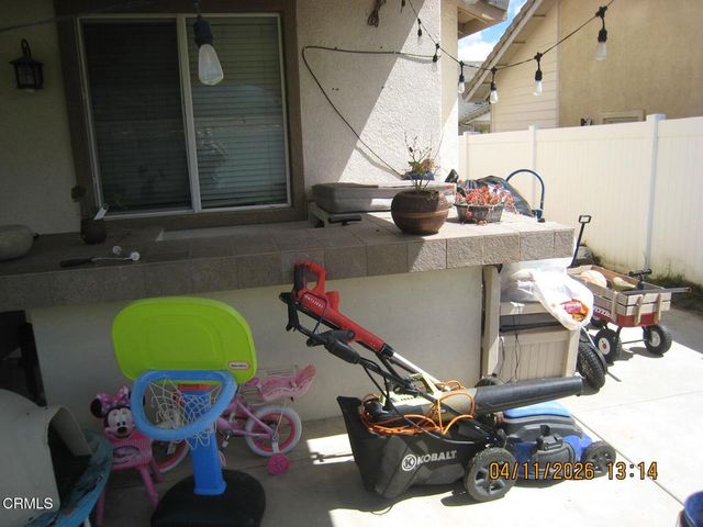 922 Hinckley Lane, Fillmore, CA 93015