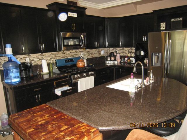 922 Hinckley Lane, Fillmore, CA 93015