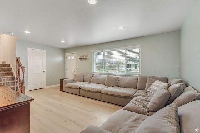 3223 S MAGNOLIA DR, Magna, UT 84044