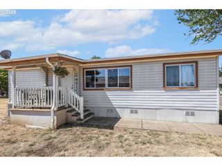 310 Pitney Ln 25, Junction City, OR 97448