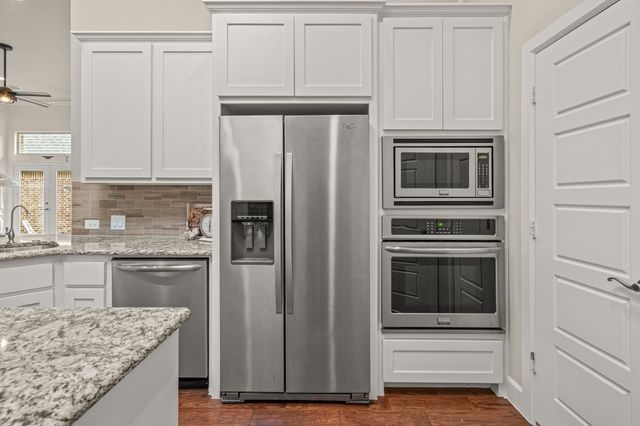 825 Cloister Way, Mckinney, TX 75069