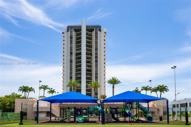 1800 NE 114th St 1207, Miami, FL 33181