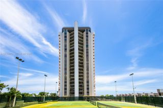 1800 NE 114th St 1207, Miami, FL 33181