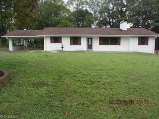 109 Park Circle Drive, Jonesville, NC 28642