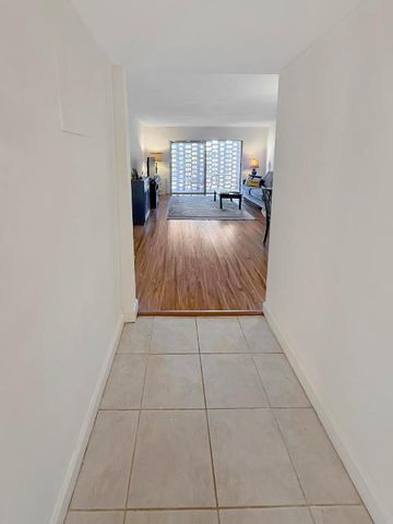 1500 Crescent Circle A26, Lake Park, FL 33403