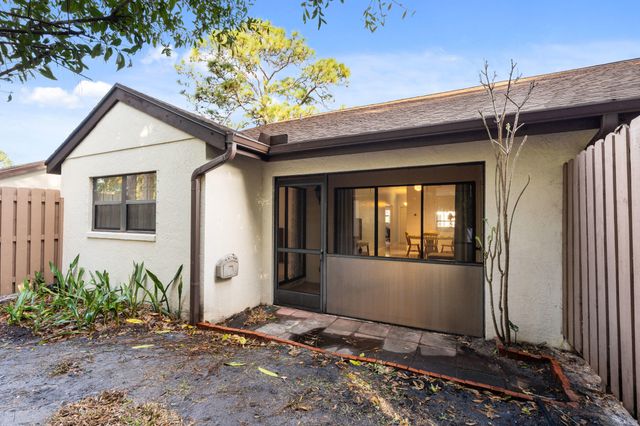 2054 SW Silver Pine Way 123h, Palm City, FL 34990