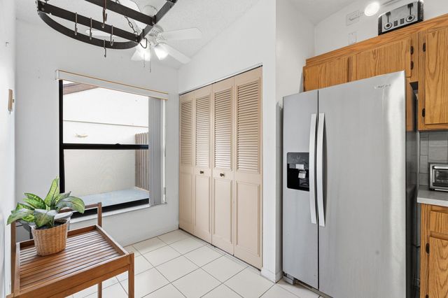 2054 SW Silver Pine Way 123h, Palm City, FL 34990