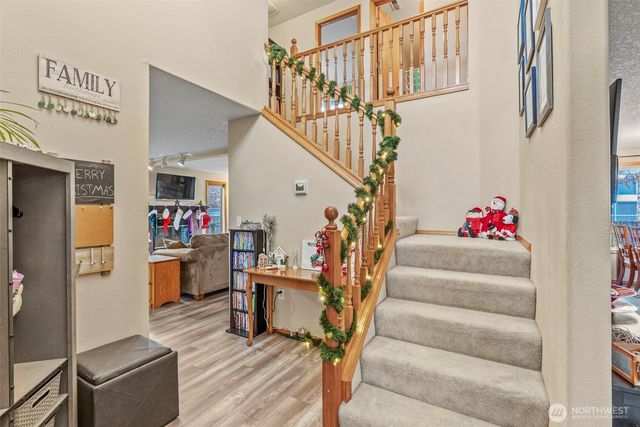 104 Westminster Drive, Kelso, WA 98626