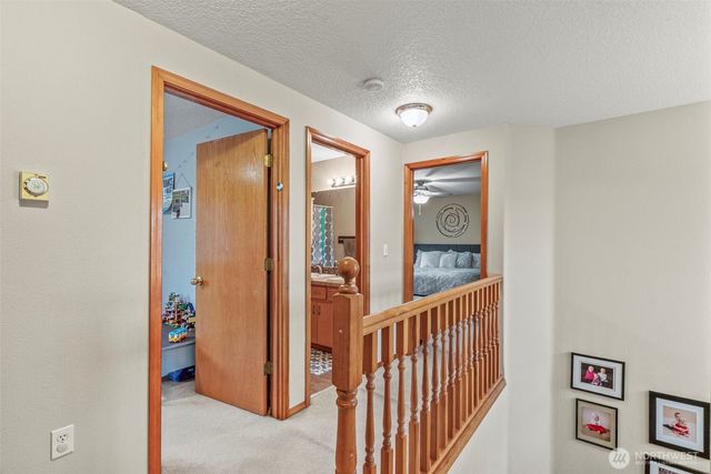 104 Westminster Drive, Kelso, WA 98626