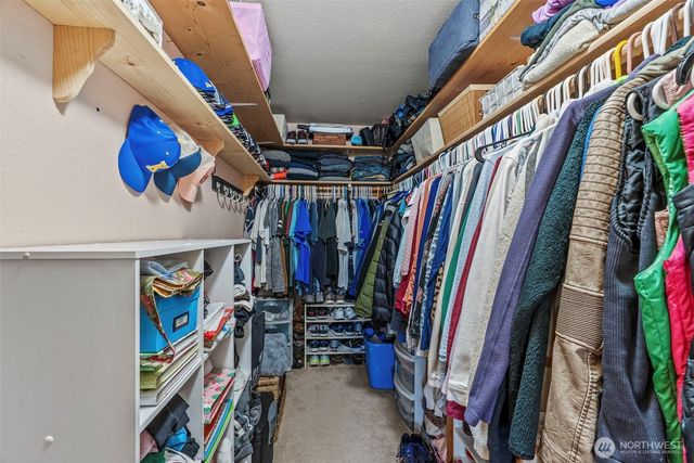 104 Westminster Drive, Kelso, WA 98626