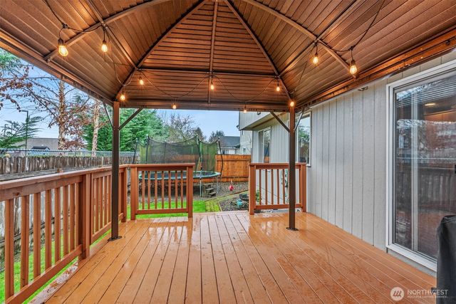 104 Westminster Drive, Kelso, WA 98626