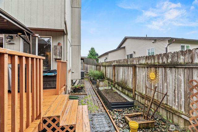 104 Westminster Drive, Kelso, WA 98626