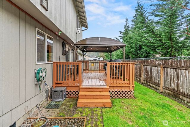 104 Westminster Drive, Kelso, WA 98626