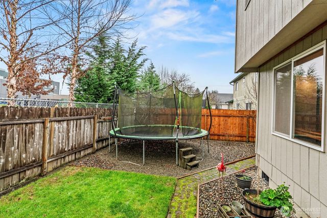 104 Westminster Drive, Kelso, WA 98626