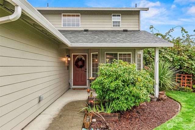 104 Westminster Drive, Kelso, WA 98626