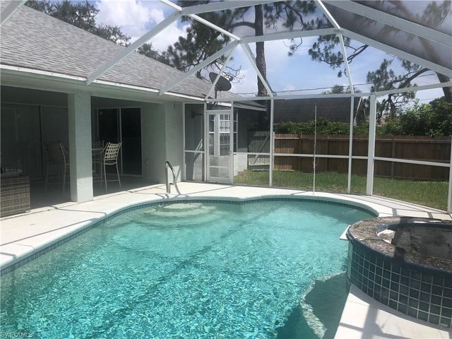 17150 Knight DR, Fort Myers, FL 33967