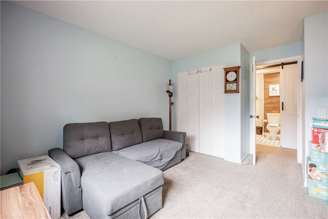 18-2 Great Wood Court, Perinton, NY 14450