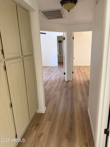 5640 E BELL Road 1014, Scottsdale, AZ 85254