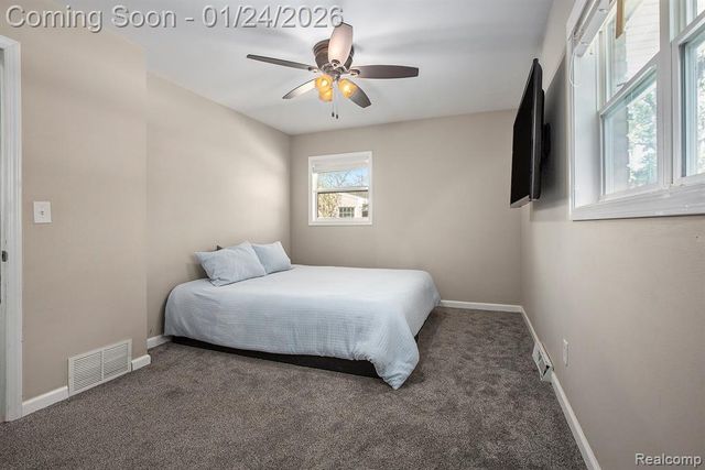 20149 Hcl Jackson, Grosse Ile, MI 48138