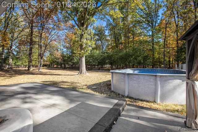 20149 Hcl Jackson, Grosse Ile, MI 48138