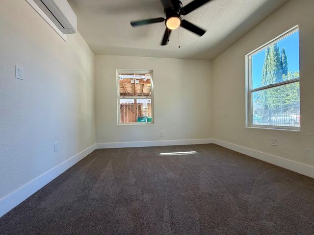 1824 E Acacia St, Stockton, CA 95205