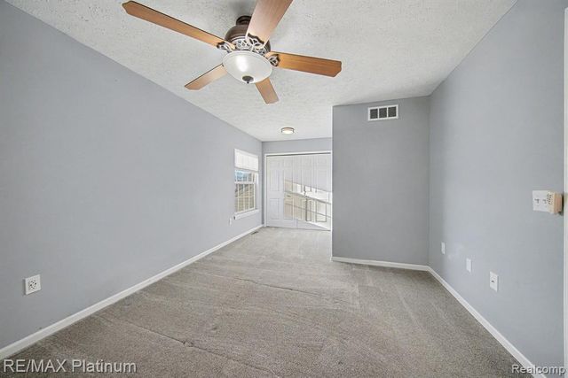 2643 Kerria Drive, Howell, MI 48855