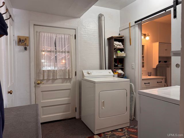 308 W Ayer Street, Ironwood, MI 49938