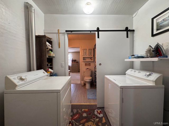 308 W Ayer Street, Ironwood, MI 49938