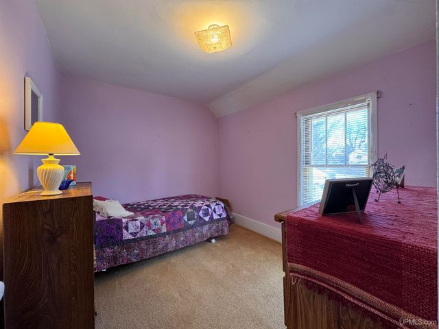 308 W Ayer Street, Ironwood, MI 49938